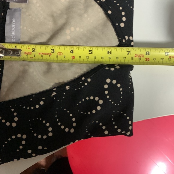 Liz Claiborne butterfly sleeve top - Picture 10 of 10